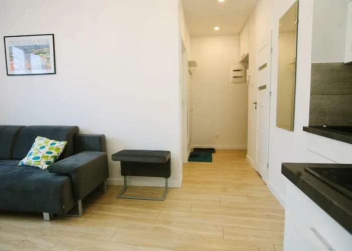 Warsaw Concierge Green Muranow